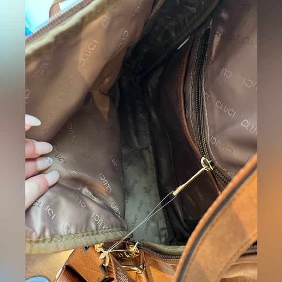 Brown high quality leather backpack/purse - Picture 3 of 10